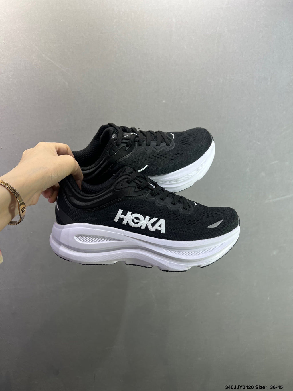 HOKA ONE ONE Bondi 9--1162013-2
