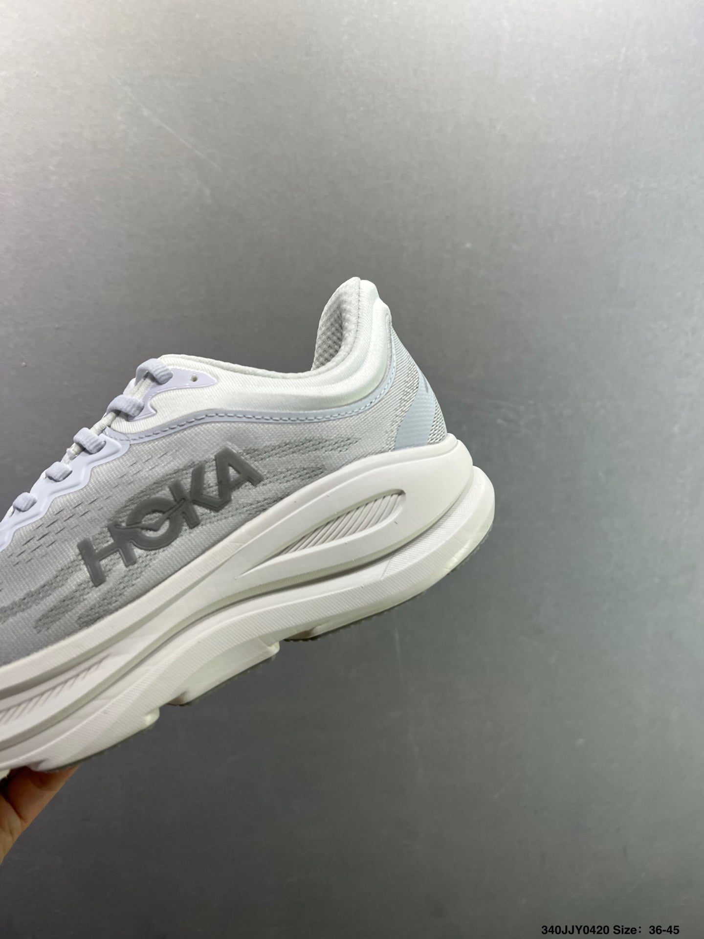 HOKA ONE ONE Bondi 9--1162013-3