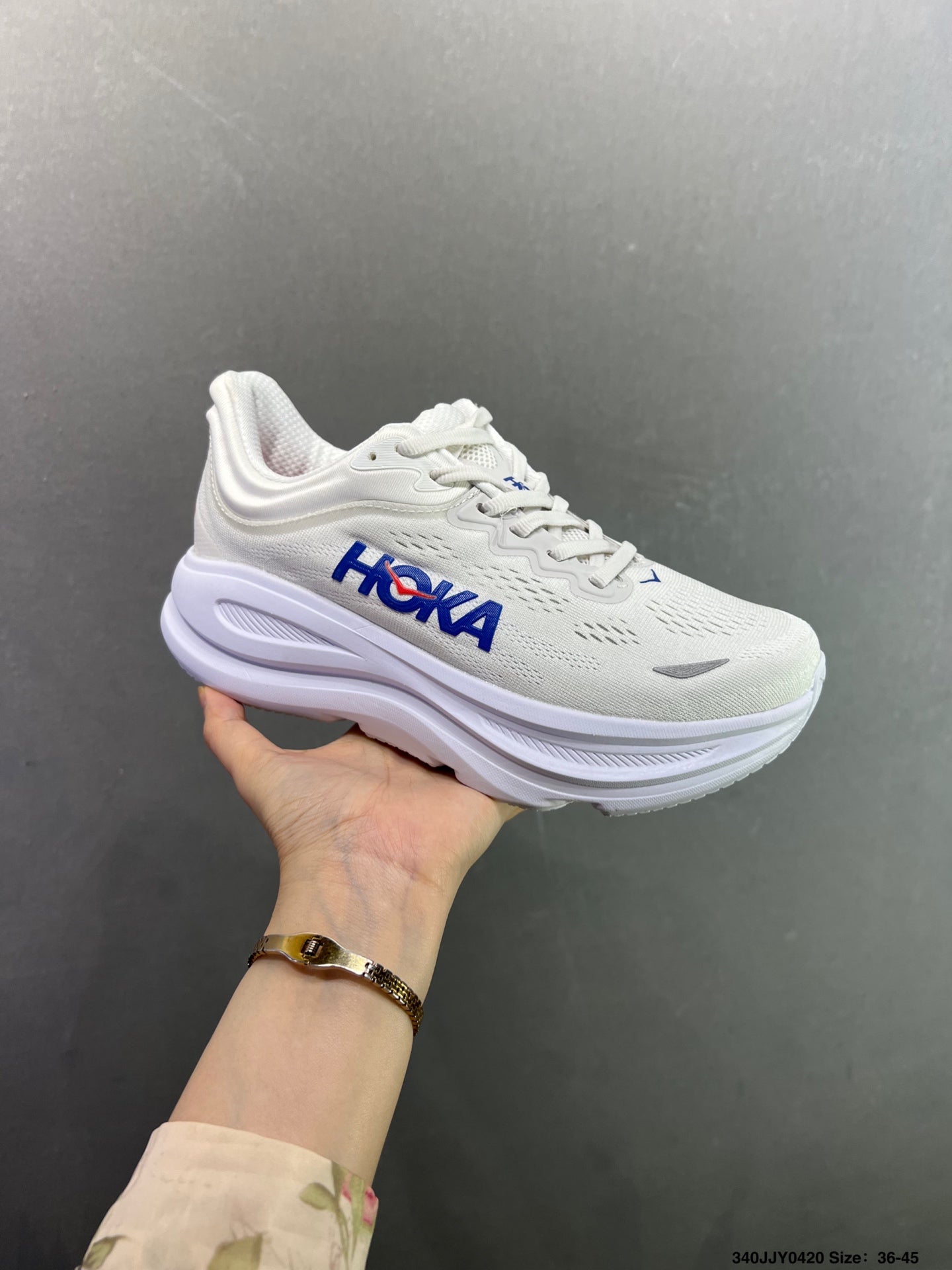 HOKA ONE ONE Bondi 9--1162013-6