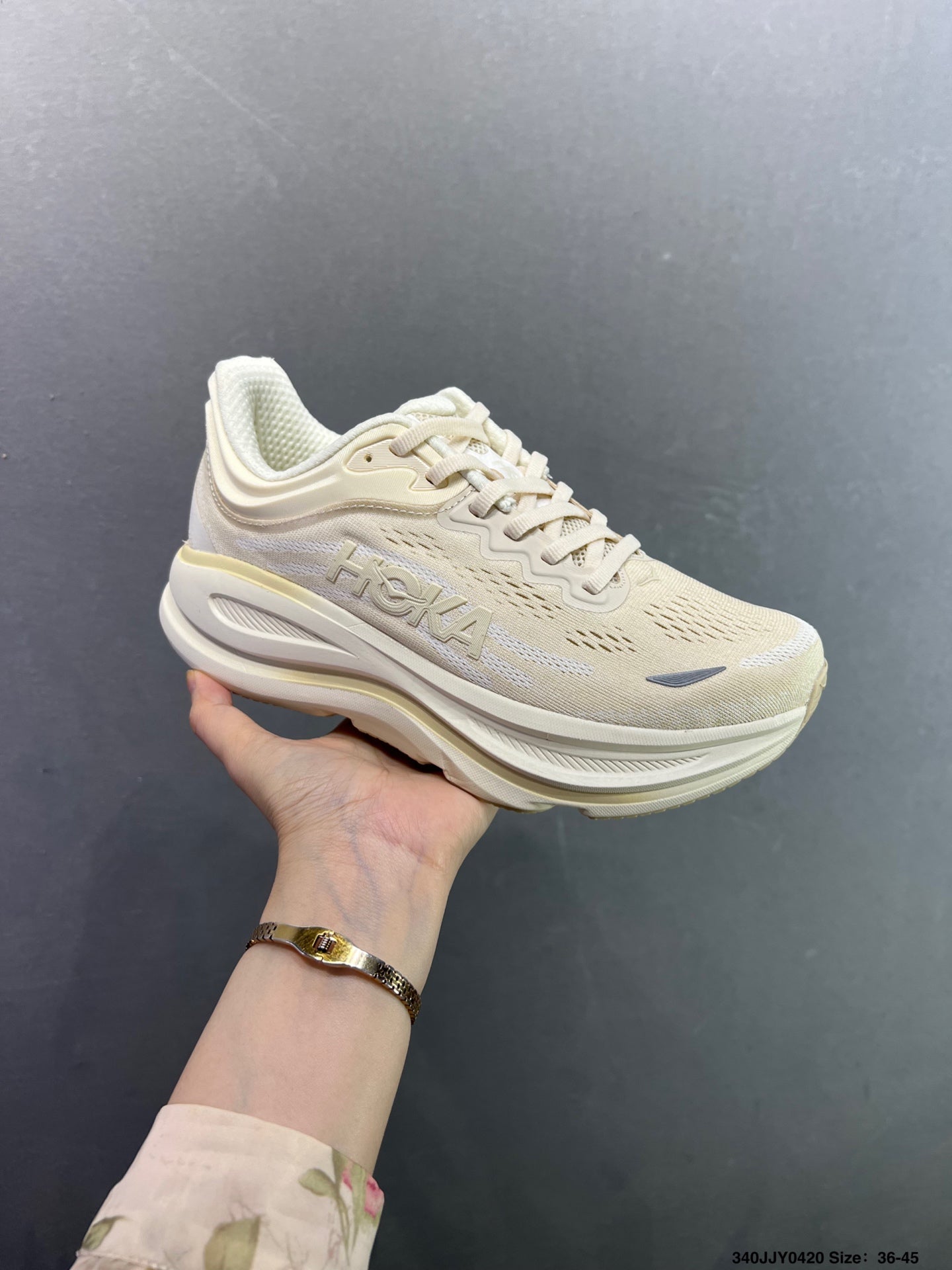 HOKA ONE ONE Bondi 9--1162013-7