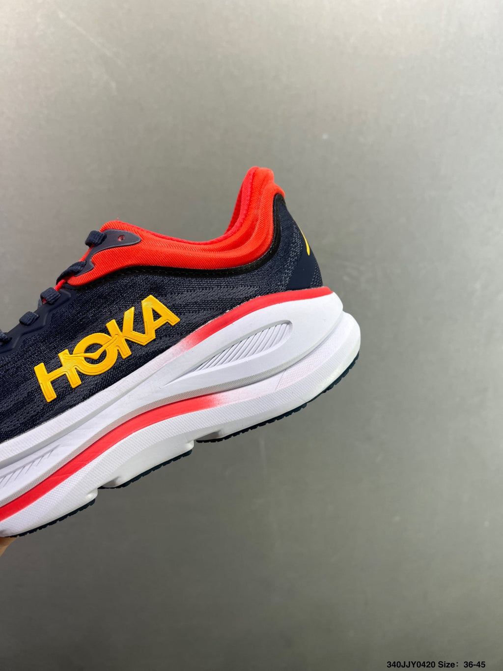 HOKA ONE ONE Bondi 9--1162013-8