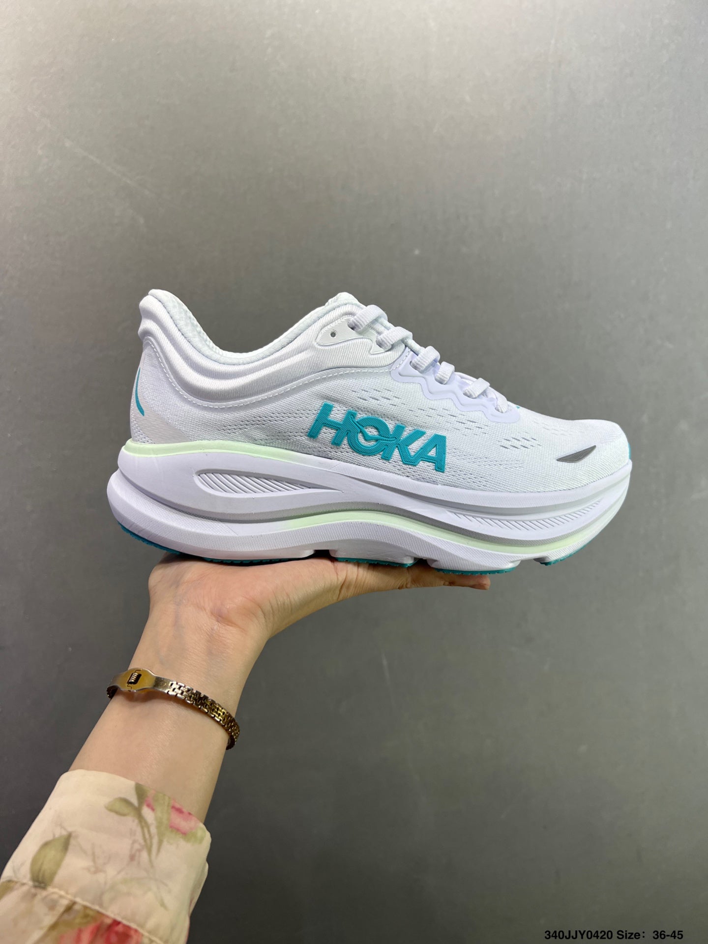 HOKA ONE ONE Bondi 9--1162013-10