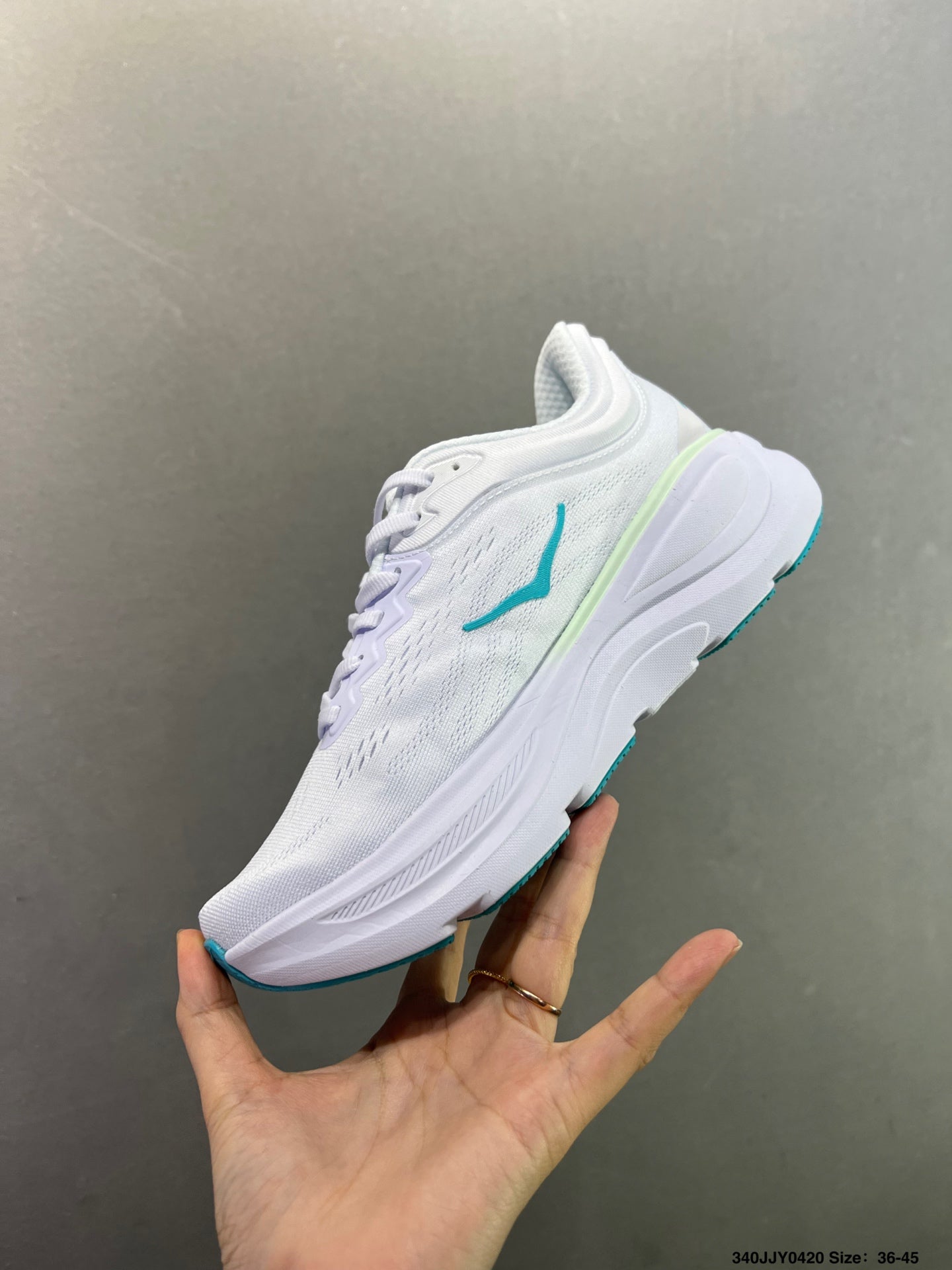 HOKA ONE ONE Bondi 9--1162013-10