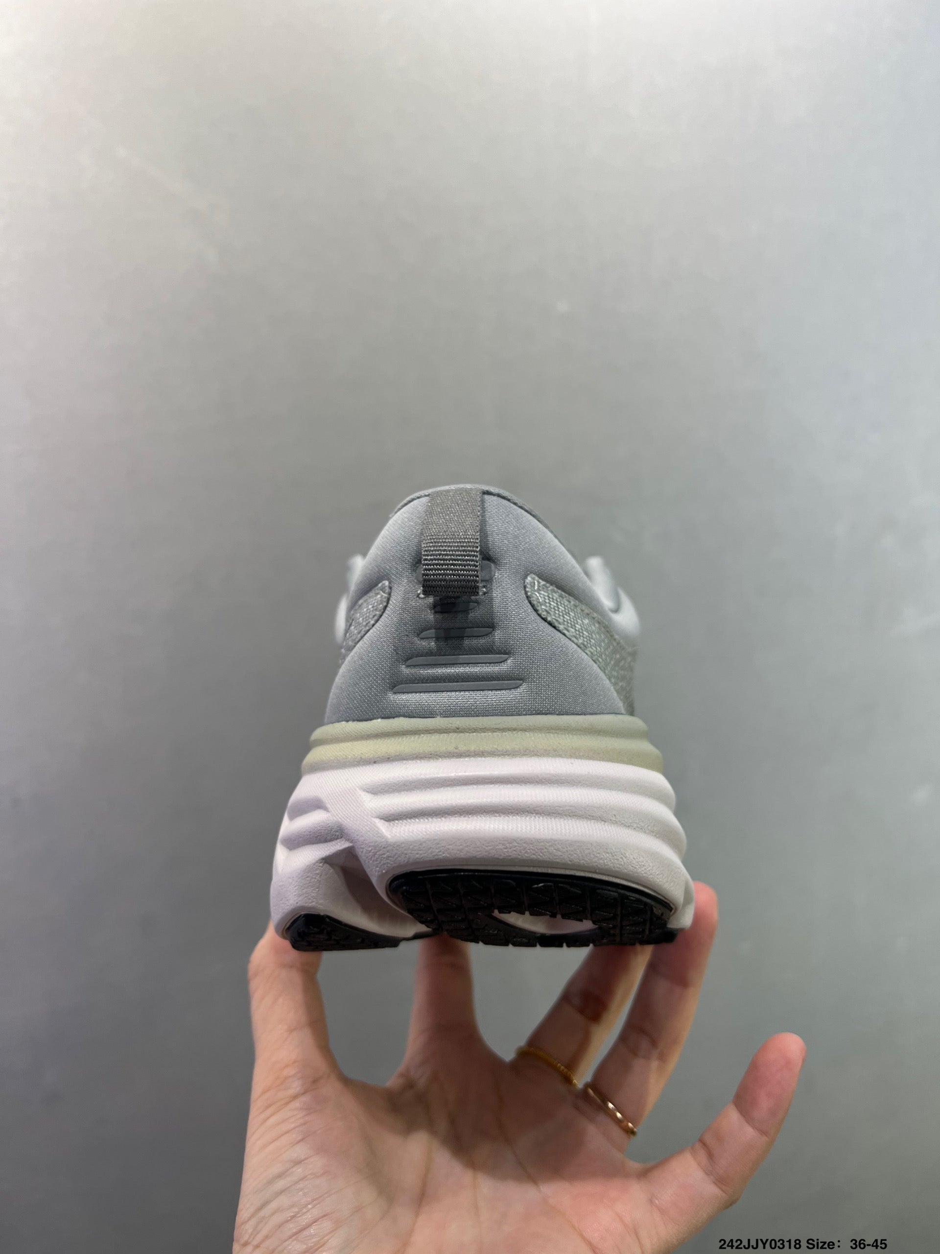 HOKA ONE ONE MACH X 2 --1155120 -3