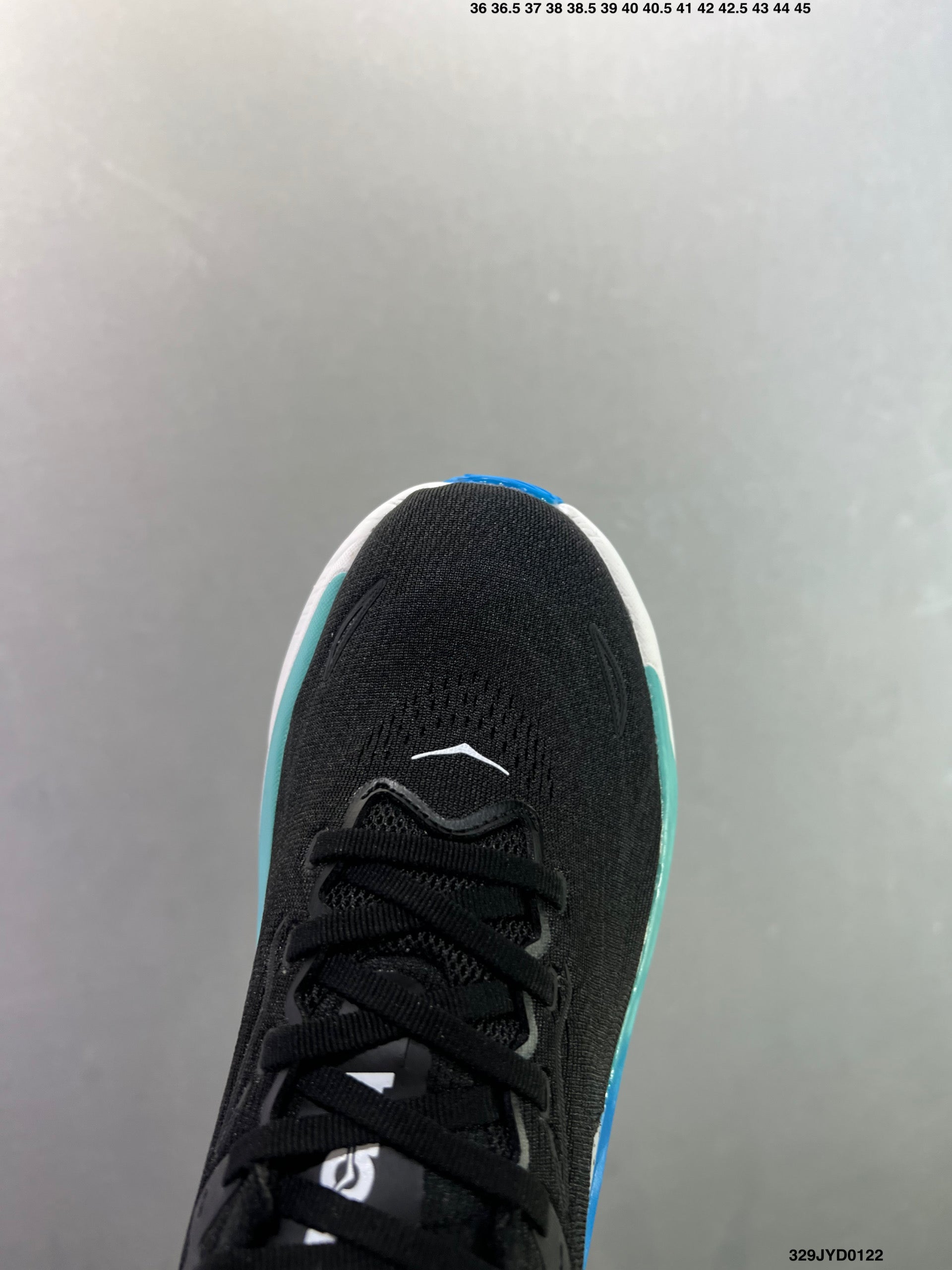 HOKA ONE ONE M ARAHI 8 --1168691 -1
