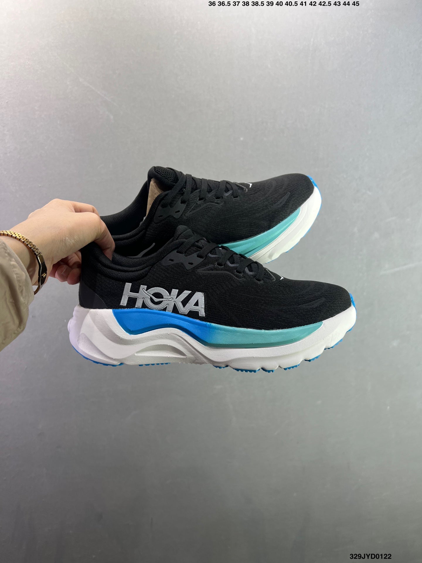 HOKA ONE ONE M ARAHI 8 --1168691 -1